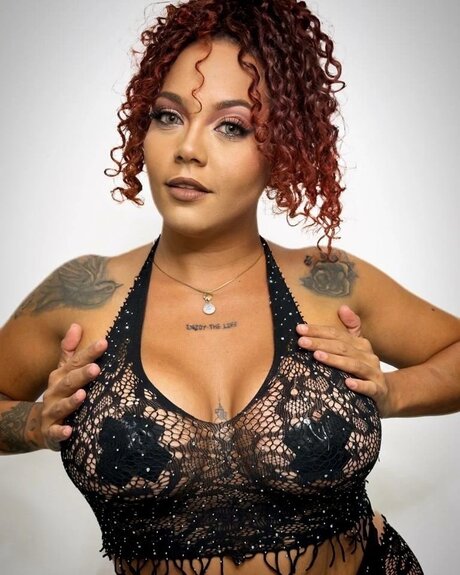 Roxana Caputo OnlyFans nackte Brüste