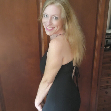 Chelsea Red OnlyFans Nackt