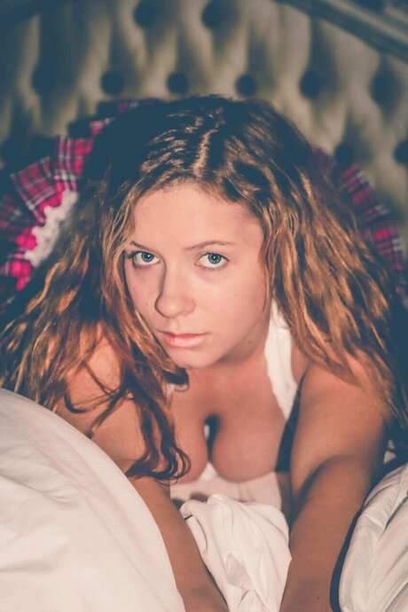 Dat Short Chik OnlyFans