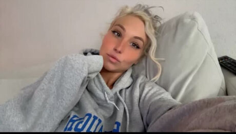 Briiiii_ Oben ohne OnlyFans