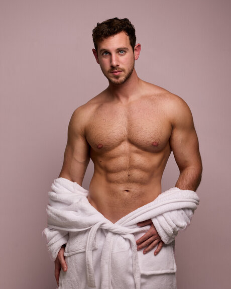 Andrew Wild OnlyFans Bilder