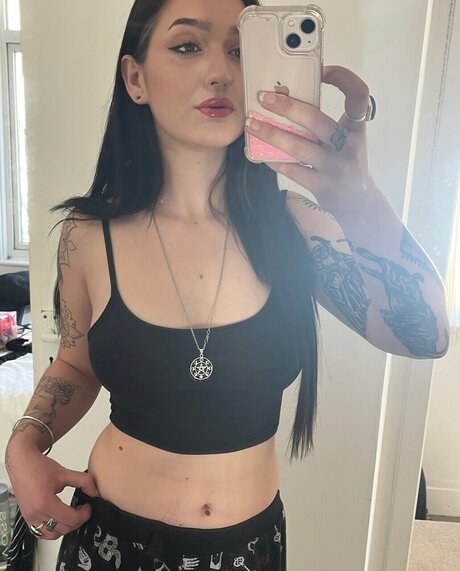 PoppyGoth OnlyFans Pornografie geleakt