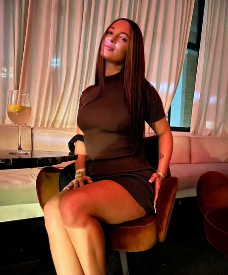 Sally Spice OnlyFans Star