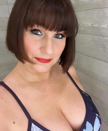 Catherine Huntley Leaks OnlyFans