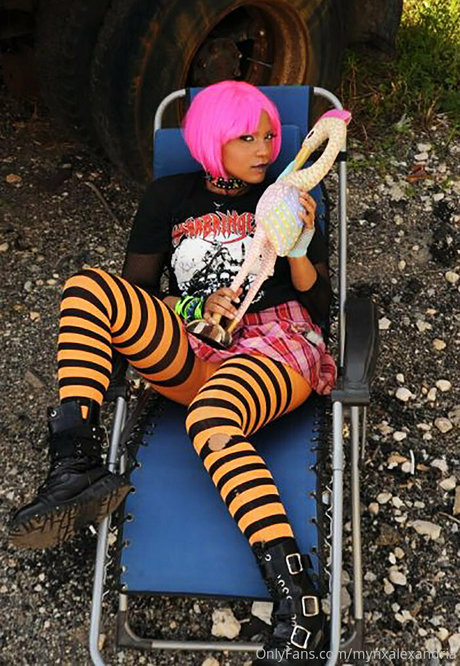 mynxalexandria OnlyFans Bilder