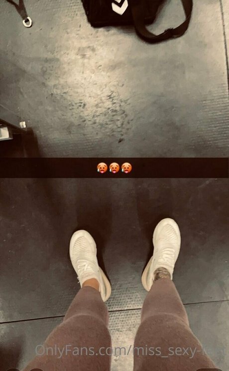 miss sexy feet Leak von OnlyFans