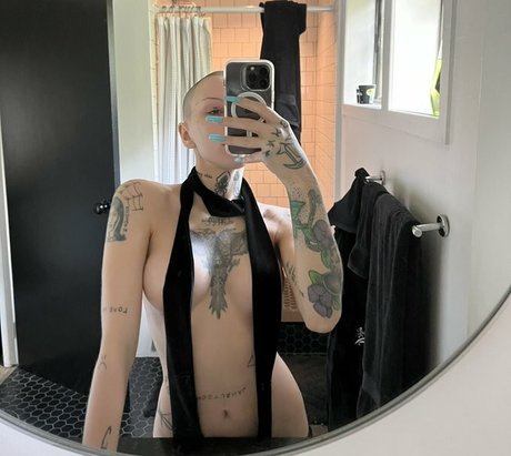 Siiickbrain Nacktbilder auf OnlyFans