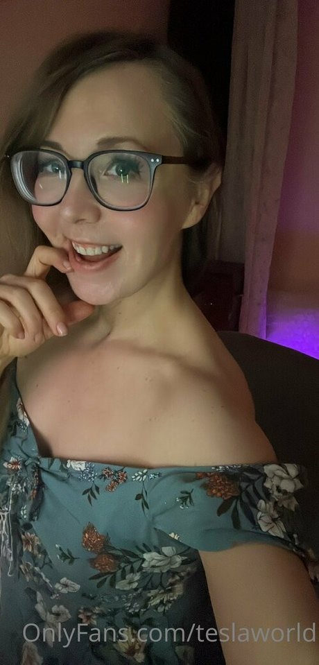 teslaworld Leaks von Nacktbildern auf OnlyFans