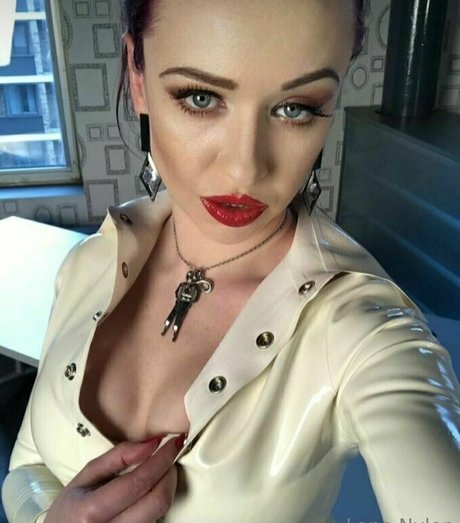 lananylon OnlyFans nackt