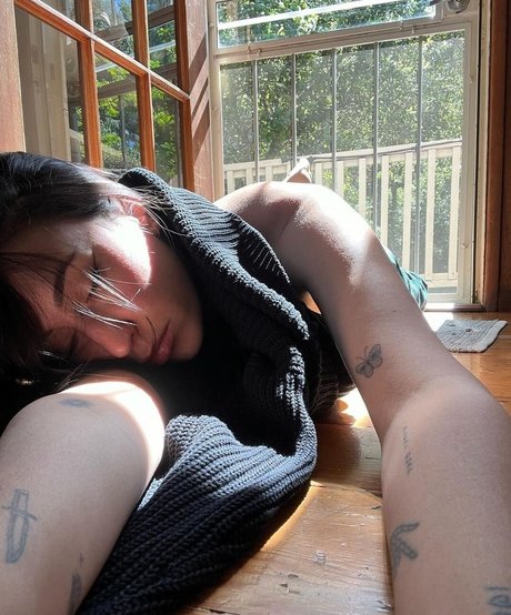 Elohim OnlyFans Pornografie