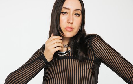 Elohim OnlyFans-Inhalte