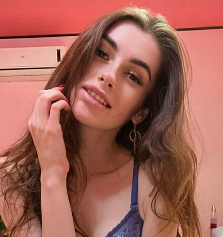 chatten mit onlyfans heiß Porträt