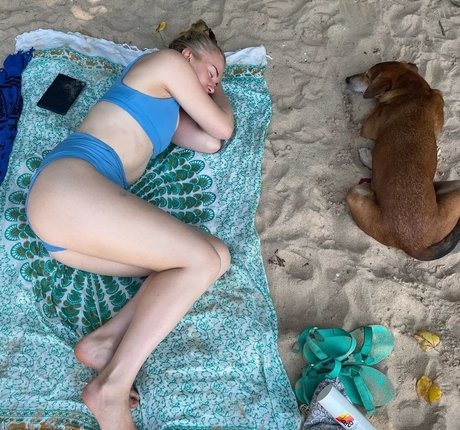 Maddie Moate OnlyFans gratis