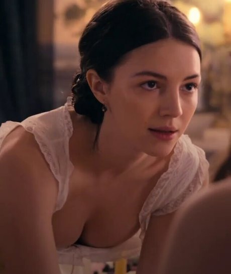 Ella Hunt Nacktbilder geleakt OnlyFans Porn geleakt