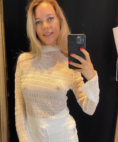 Sofie Mills Nacktbilder von OnlyFans