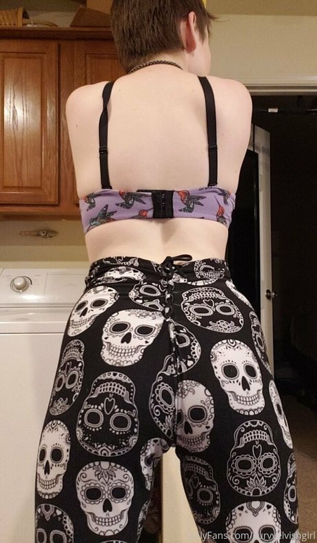 curvyelvishgirl XXX OnlyFans