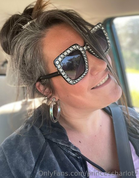 princessharlot7 OnlyFans Sextape