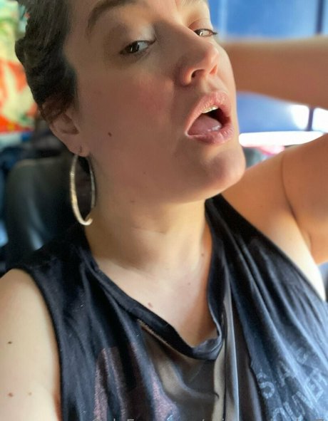 princessharlot7 OnlyFans kostenlos geleakt