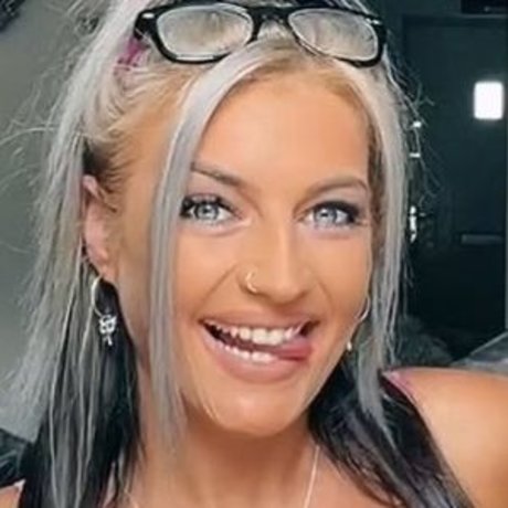 kerrieessex Nur für Fans