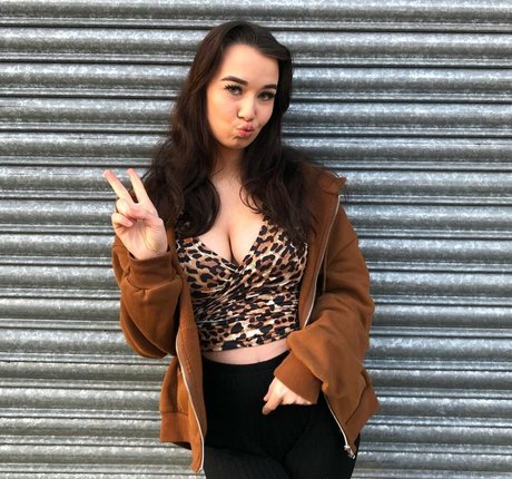 Anna Langley OnlyFans Leak