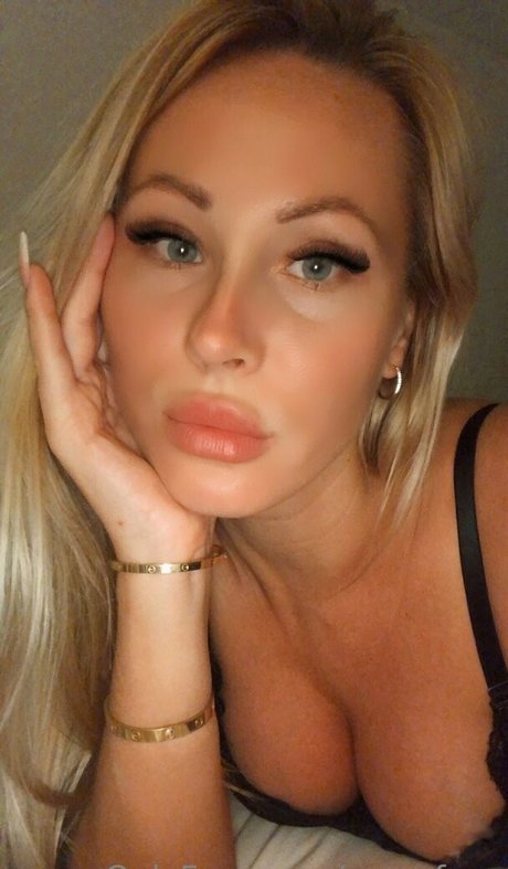 roxyyfoxx OnlyFans geleakt.