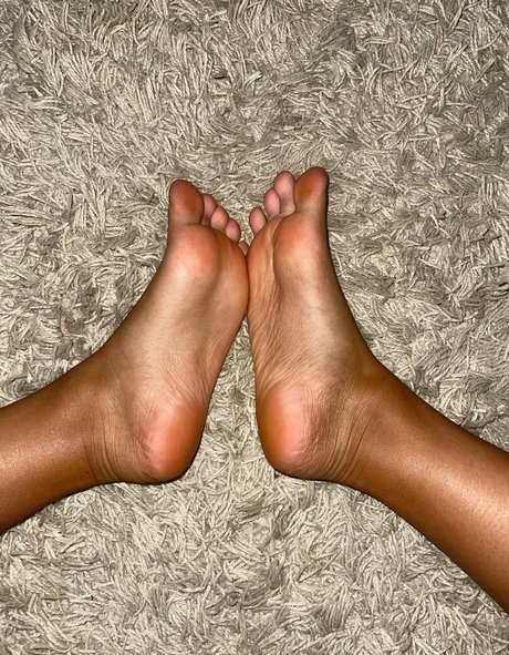 fineislandfeet Strip OnlyFans