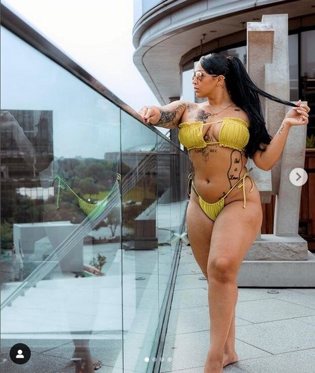 kristinmaried OnlyFans Striptease