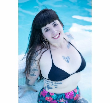 miss babel OnlyFans explizite Inhalte