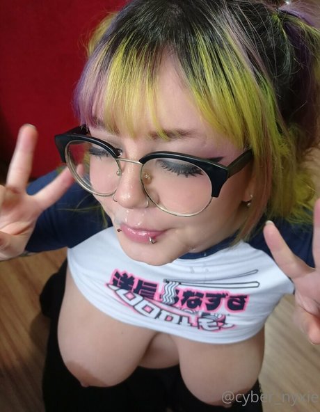 cyber nyxie OnlyFans Leaked