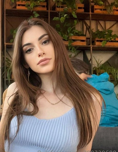 annie minor OnlyFans-Sex