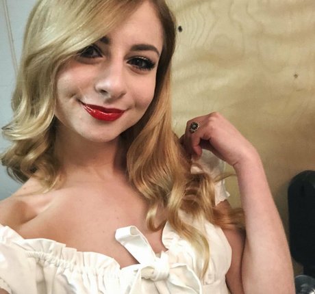 Tarah Kayne Nacktbilder-Leaks von OnlyFans