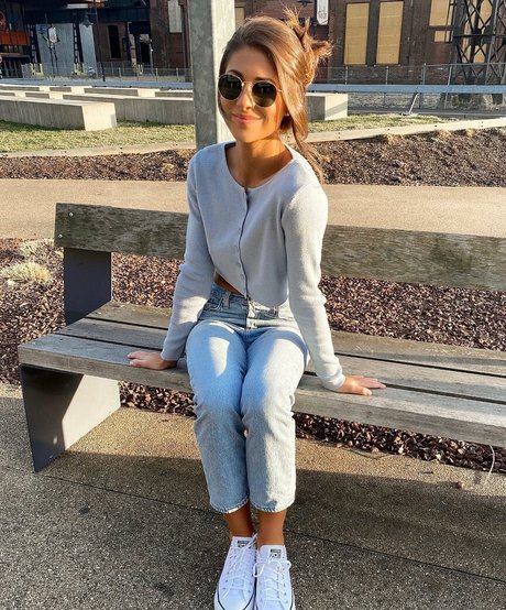 Hailey Lower OnlyFans Nacktbilder