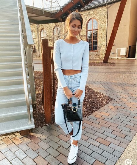 Hailey Lower Nacktbilder von OnlyFans geleakt