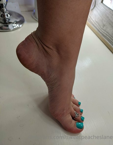 sweetpeacheslane Leaked OnlyFans Sex