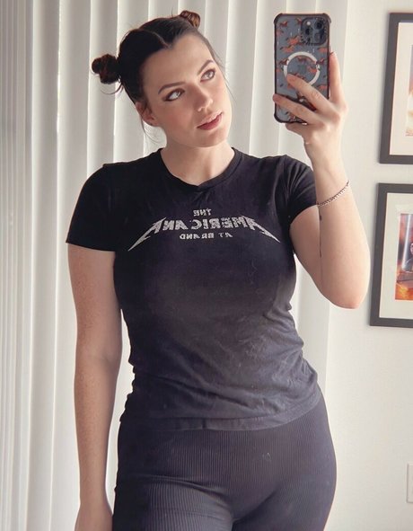 RipMika OnlyFans Nackt Content