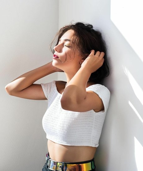 Ella Flare Porn OnlyFans Leaks