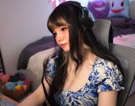 Shini Waifu OnlyFans geleakt