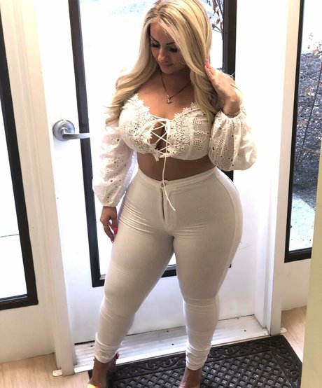 Ivoryyyyy OnlyFans nackte Brüste