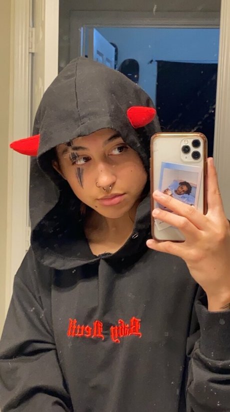 Suedmza Gratis OnlyFans Inhalte