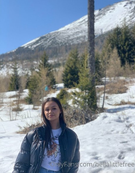 bellalittlefree22 Brüste OnlyFans