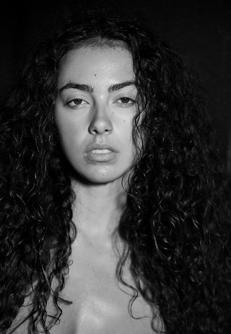 Veronica Manzo OnlyFans Nacktbilder