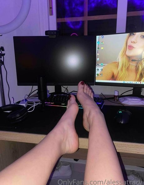 alessatracy OnlyFans Nacktbilder