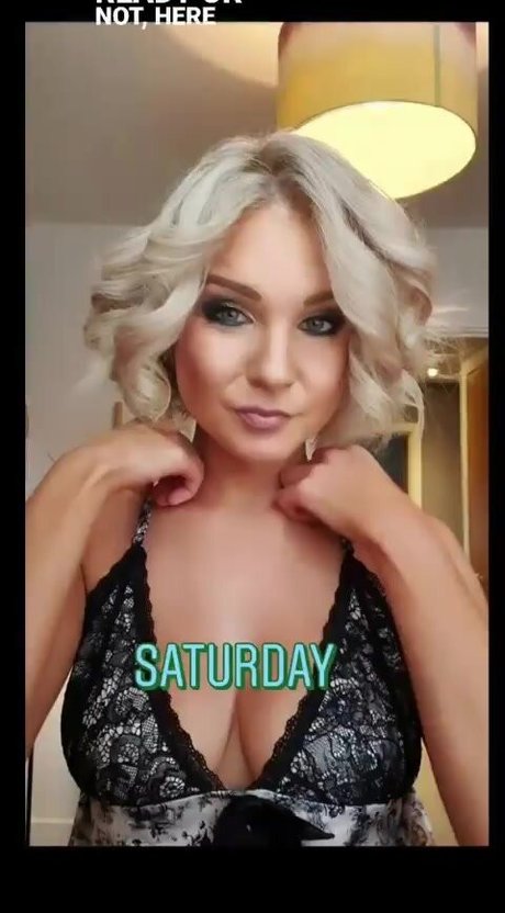 nataliewells5427 OnlyFans Strip