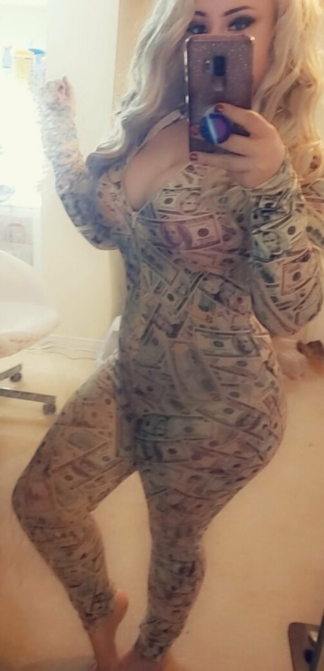 urpawgkylie Leaked OnlyFans Sex Tape