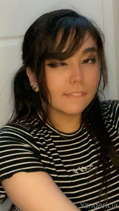 yandericia OnlyFans Nacktbilder