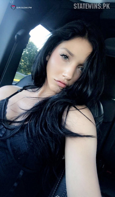 Madelyn Karoub Nacktporno OnlyFans