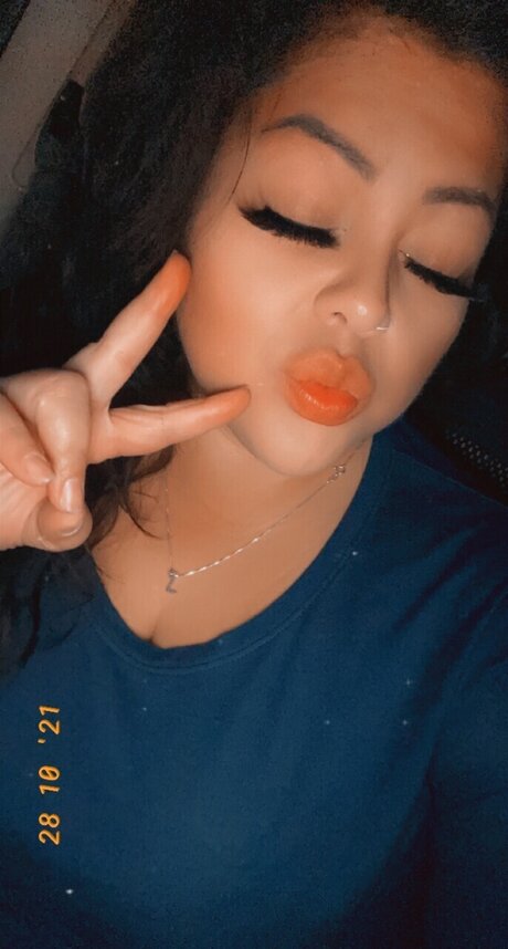 Nessapal12 OnlyFans-Model