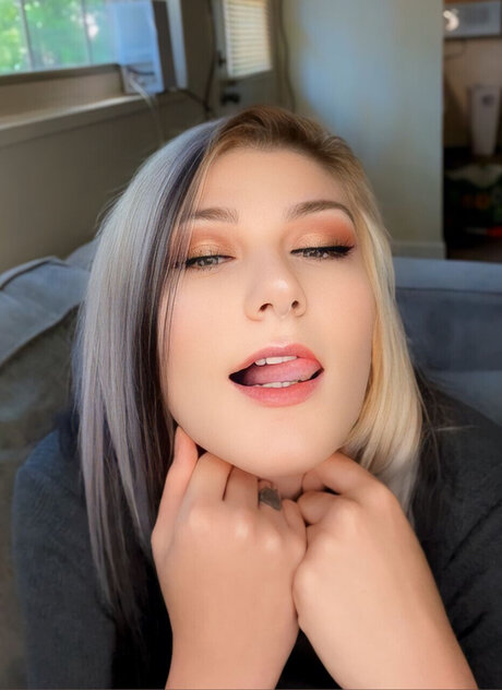 Seductive Sar Leak von OnlyFans