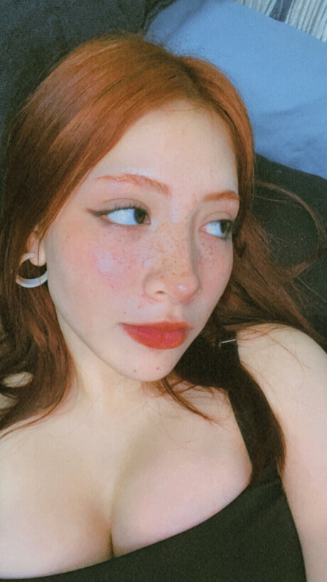 red OnlyFans Lesbisch