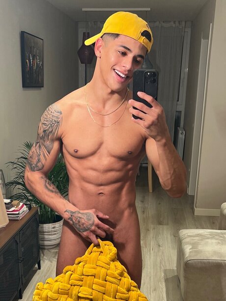 Greg Mu oz OnlyFans Nacktbilder geleakt